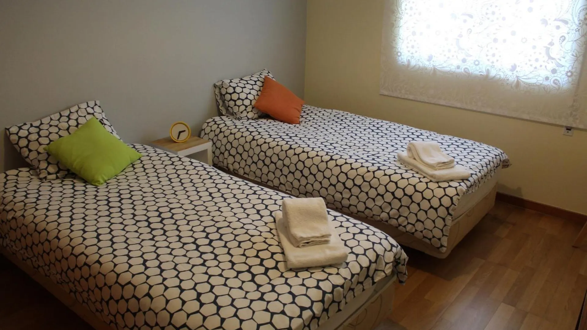 Luxury 2-Bed Apartment With Huge Pool - Albufeira